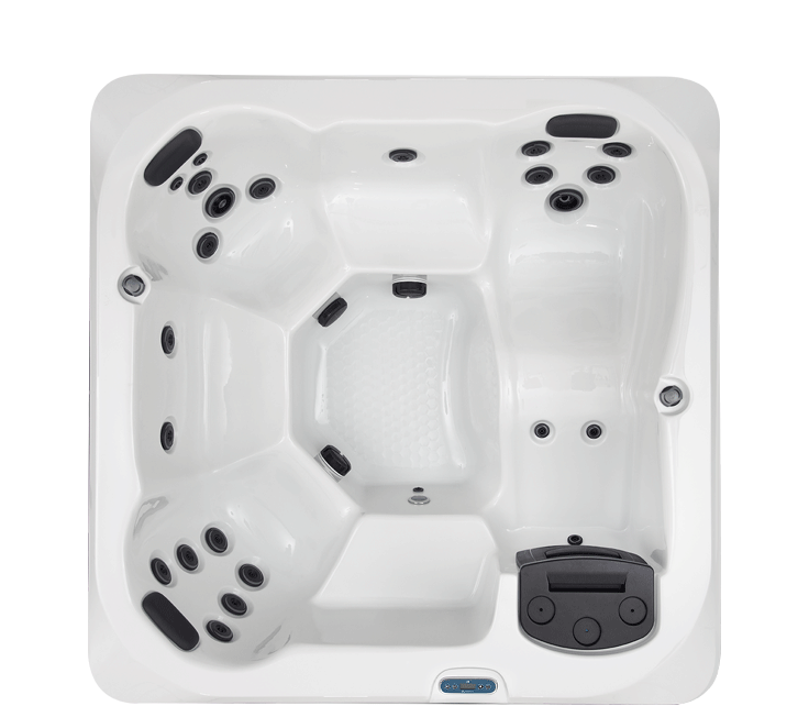 De LH Spas L7 Hot Tub